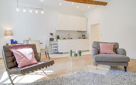 ST JOBIS - Charmant appartement, moderne et refait à neuf, Vieux-Nice